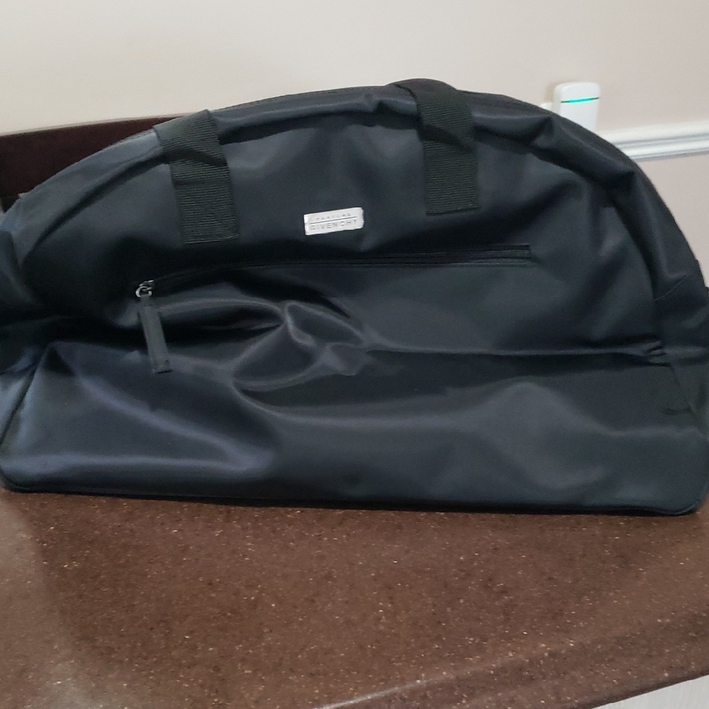 Givenchy Parfums Nylon Tote Weekend Duffle Travel Bag 22x11.